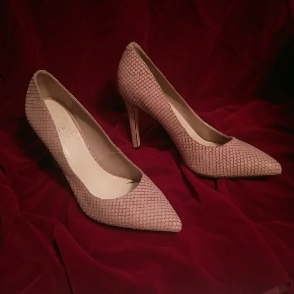 Vince Calmuto pumps